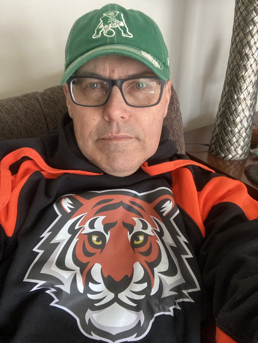 EdMuise's tweet photo. @NFL This is what a @Patriots fan looks like when their team is out. Lovin’ the @Bengals and can’t say it loud enough …. #GoBengalsGo, go #JoeCool https://t.co/Oz3T4cBKXb