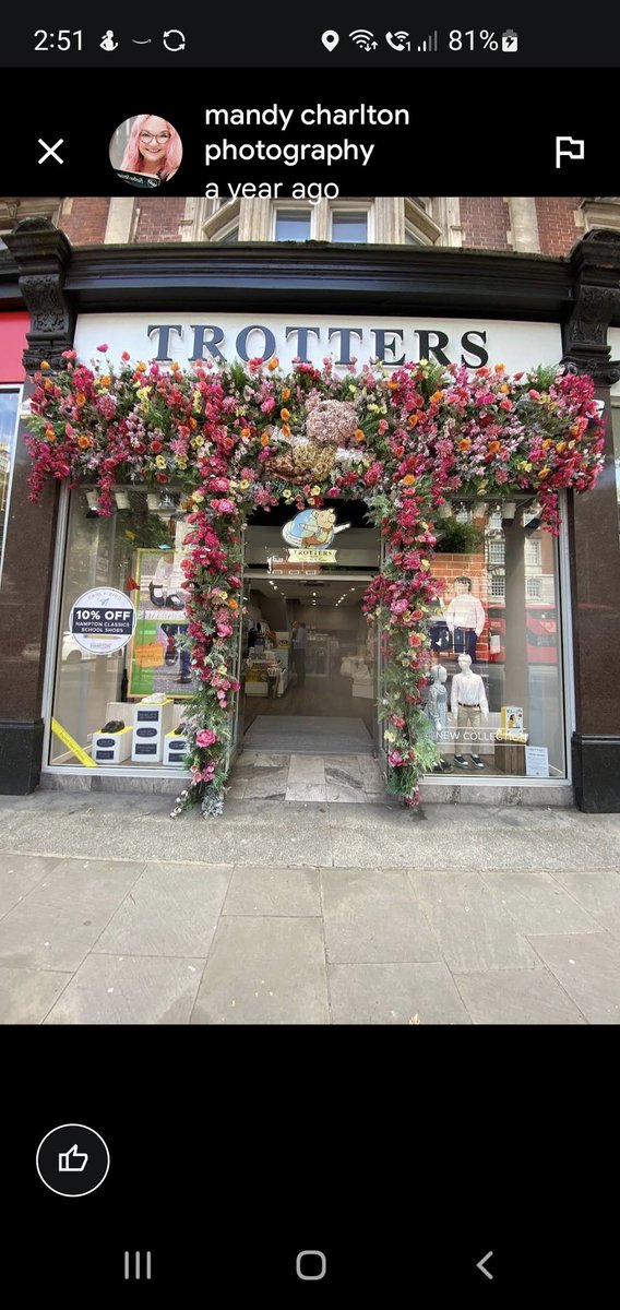 @AmielWayne I think when done well they are great. Trotters childrenswear in Kensington High Street is a really good example. Gorgeous pic by @MandyCharlton