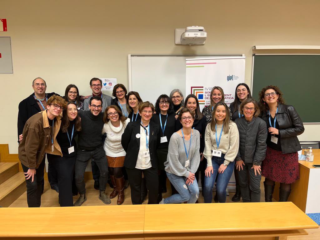 It was a pleasure to participate in #congram23 speaking about the evolution of the teaching of Spanish in the USSR. Viva less-stalin-more-communication approach! :)
Also enjoyed helping with its organization :)

Thanks to <a href="/MJGarciaFolgado/">MJosé García Folgado</a> and <a href="/GrupGIEL/">Grup GIEL</a>