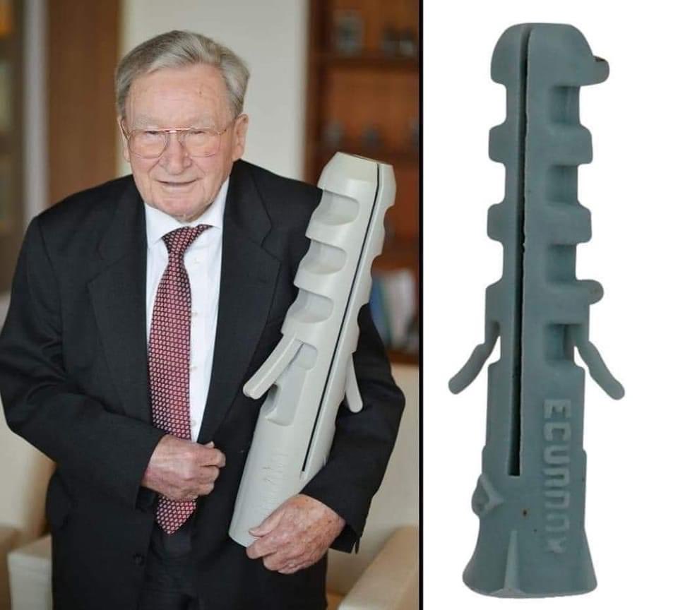 FotosDeFatos's tweet image. Esta pequena invenção de plástico revolucionou a indústria da construção civil no mundo. Em 1958, Artur Fischer apresentou seu pequeno e revolucionário objeto, a bucha de plástico para fixação de parafusos, que hoje se encontra em quase todas as obras do mundo.