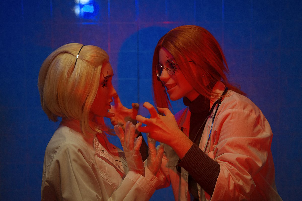 — Если тебе, блять, жаль, то научись сначала думать своей тупой башкой, прежде чем нести такой бред!

Автор идеи и референсов: <a href="/Moon_FnaferQ/">MoonFnaferQ 🔞</a>
Лера: Байкал
Разумовский: @rins_lover_454 
Фотограф: <a href="/bertranblack/">beware of the dog</a>
Помощь: <a href="/Sabrina98407384/">Йогурт с манго</a>

#чумнойдоктор #разумовский #лерамакарова