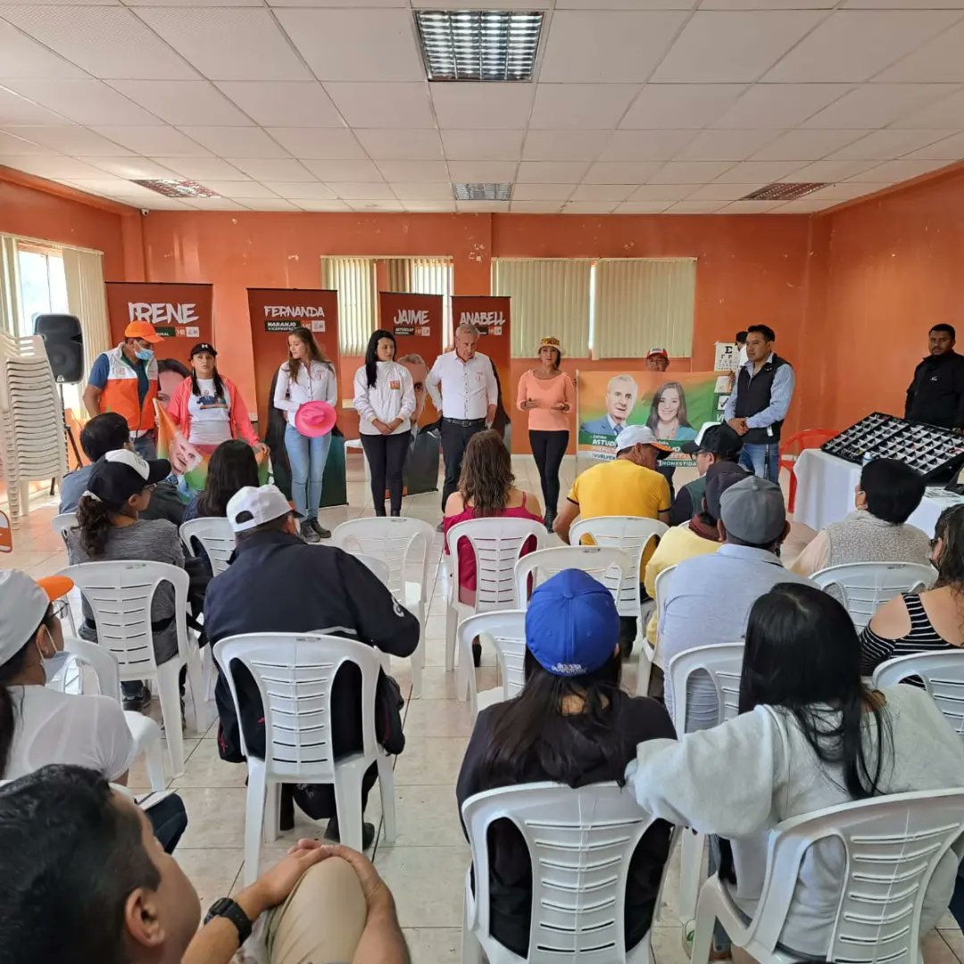 Continuamos caminando, visitando los barrios de mi querido #Ambato acercando nuestra propuesta y escuchando los requerimientos de la gente.

La gestión pública se construye así, junto a la gente.

#ANABELLPérez #Concejal ✔

Estamos en el casillero ☝
#VotaTodo 1️⃣🧡💚 🗳