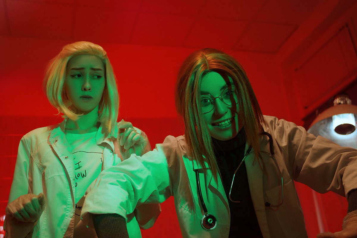 Автор идеи и референсов: <a href="/Moon_FnaferQ/">MoonFnaferQ 🔞</a>
Лера: Байкал
Разумовский: @rins_lover_454 
Фотограф: <a href="/bertranblack/">beware of the dog</a>
Помощь: <a href="/Sabrina98407384/">Йогурт с манго</a>

#чумнойдоктор #разумовский #лерамакарова #чумнойдокторкосплей #bubblecomics #bubblecomicscosplay