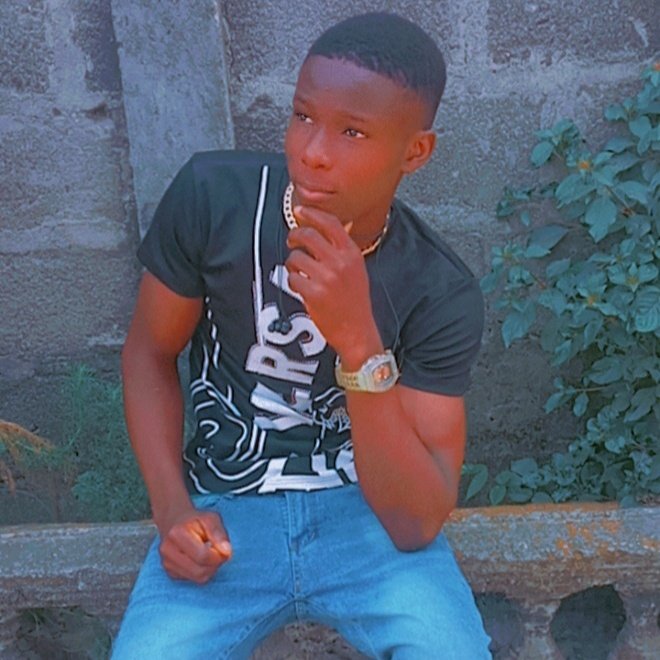 IfechukwuOffor1's tweet photo. @TDougAdair @MySwilly @Guitarplayinggu @fred_baliad That good https://t.co/A4phtCAic3