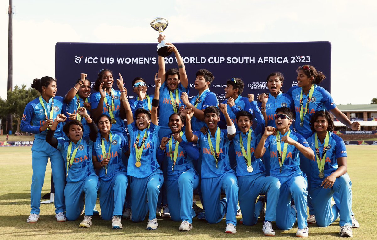 What a clinical all round performance to become the #U19T20WorldCup  CHAMPIONS!! 
Congratulations girls on a historic win 👏👏👏 
Truly a proud moment for India 🇮🇳