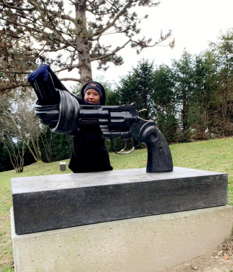 Let's silence the guns for a peaceful world and humanity, for us and future generations. We have already suffered too much from conflicts. It is now time that we all together say stop to conflicts and violences.