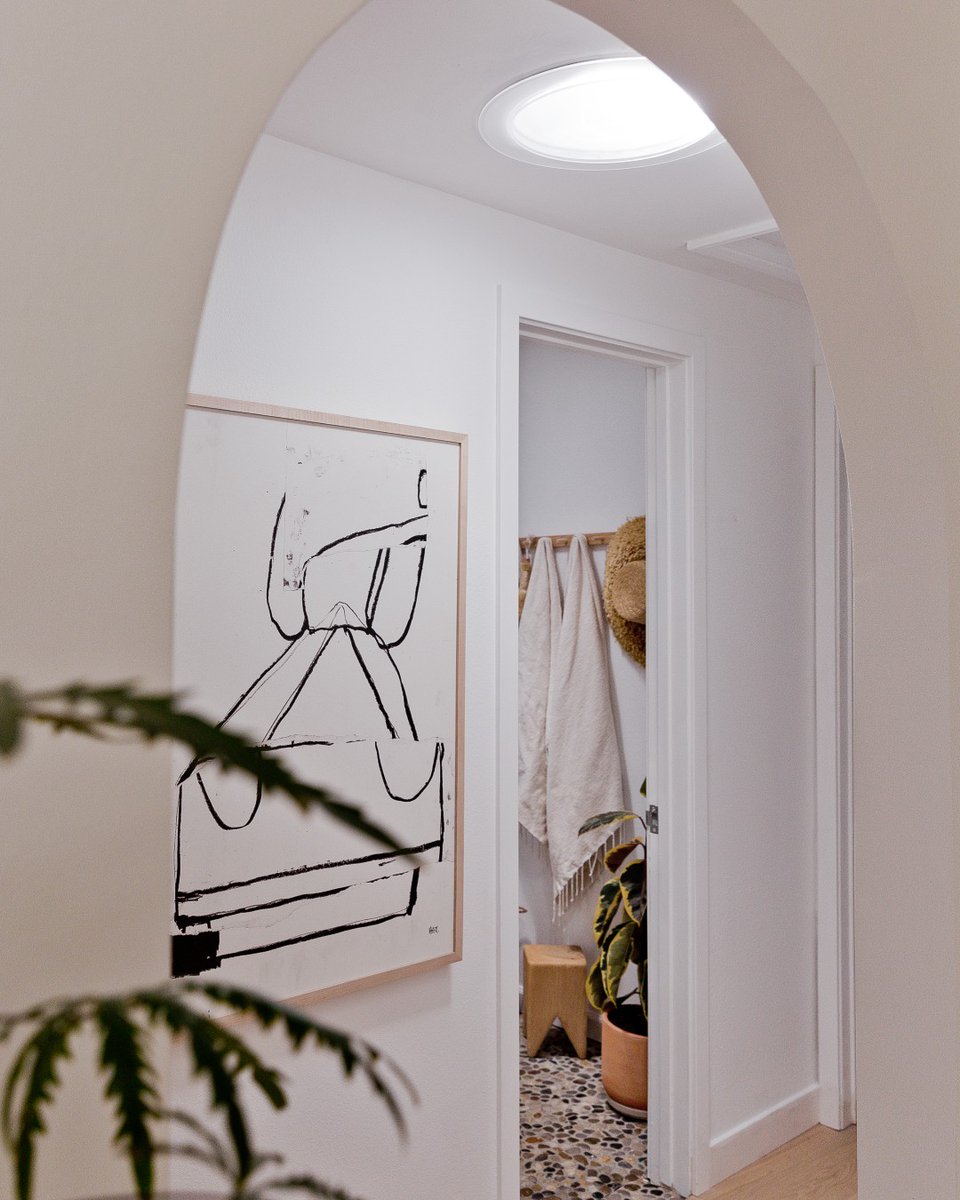 We're feeling all of the happy chemicals in our brains this Sunday thanks to natural light from a #SunTunnel Skylight. Learn 10 reasons you should add #skylights in your home: bit.ly/3XF3OZ7