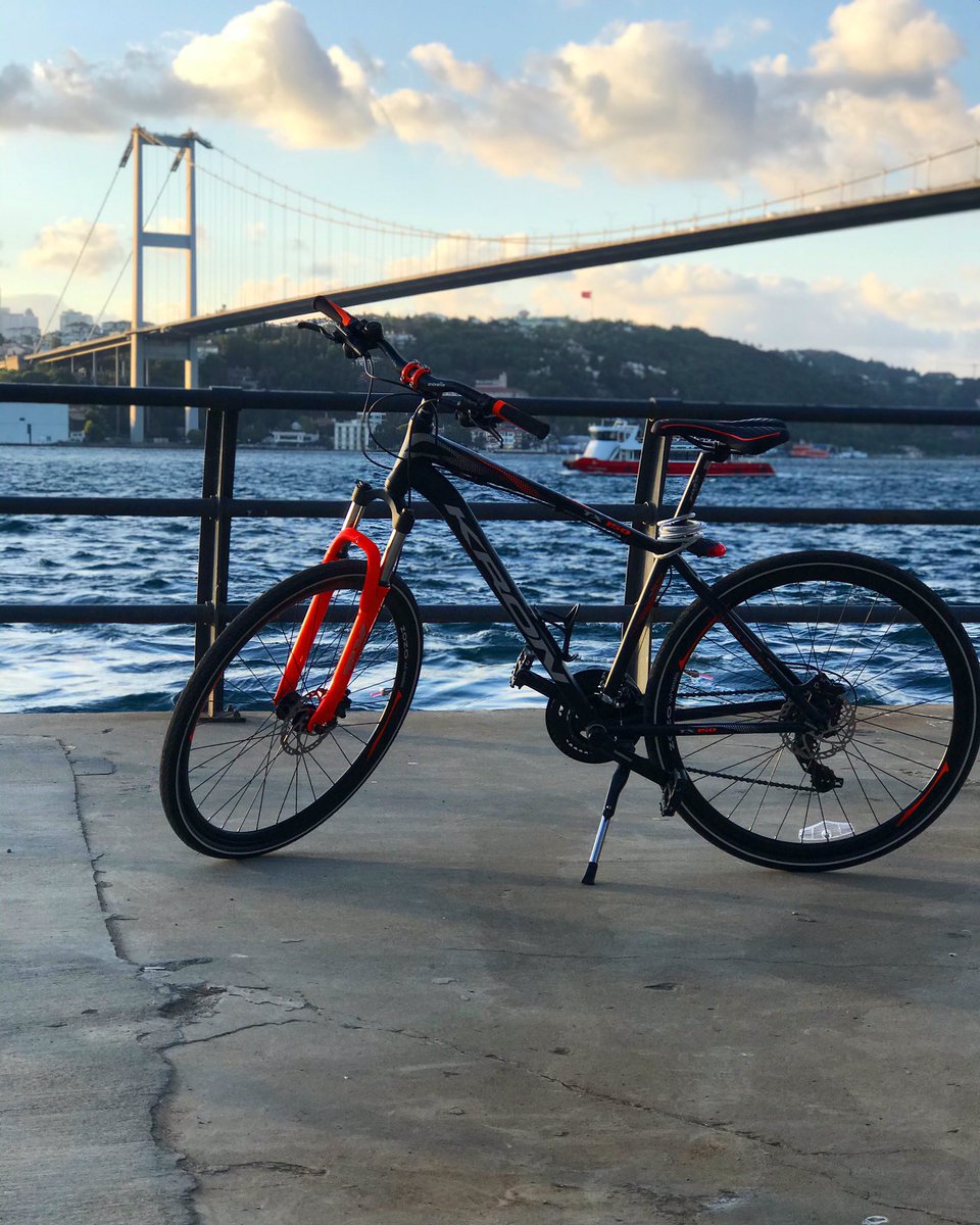 YavuzOmer5334's tweet image. Özlediğim ve Yapmaktan en çok zevk aldığım iki şey;👇🏻işte bu yüzden #YazGelsin 🌷🚴🏻‍♂️📸 #Canon #Kron