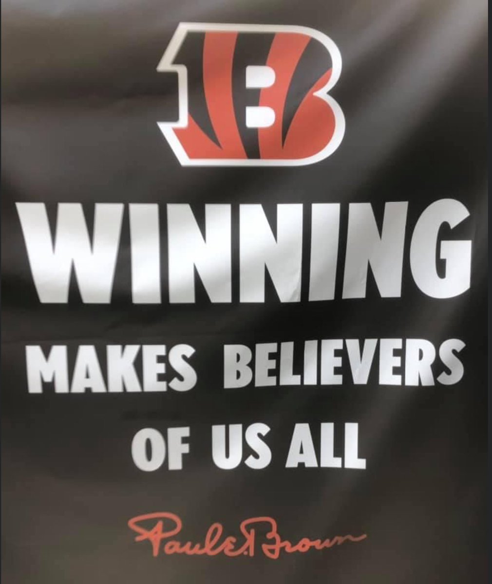 holygrailbanks's tweet image. WWWHHHOOO DDDEEEYYY!!!

We open at 11AM
It will be 21 and over
The majority of your party will need to be present to be seated
DORA will have sound and the game

#RuleTheJungle 
#RuleThePlayoffs
