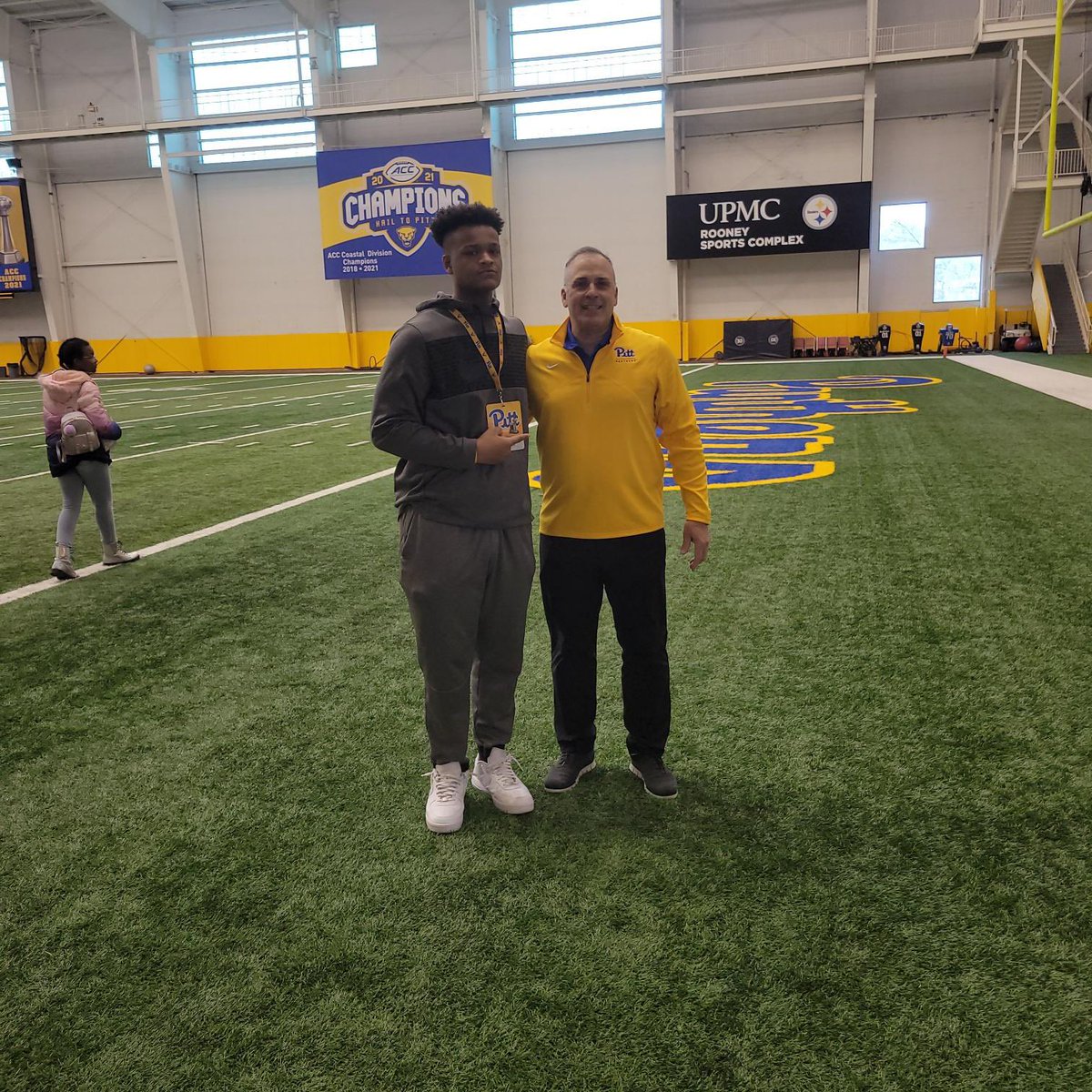 Had a great time <a href="/Pitt_FB/">Pitt Football</a> junior day, big thanks too <a href="/CoachDuzzPittFB/">Pat Narduzzi</a> _ <a href="/CoachPartridge/">Charlie Partridge</a> <a href="/CoachTJ_Parker/">T.J. Parker</a> <a href="/AllenTrieu/">Allen Trieu</a>