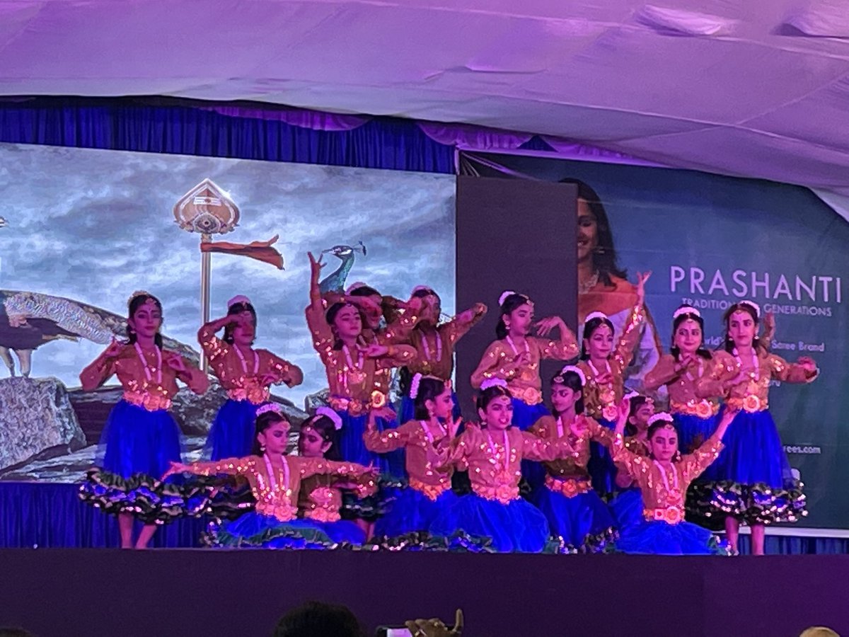 AVVS11's tweet photo. Pongal celebrations in our campus Southcity Bangalore . Great energy and performance by Diwakar, madhu Iyer and kids 👍👌🏼 https://t.co/kGViX2xvqV