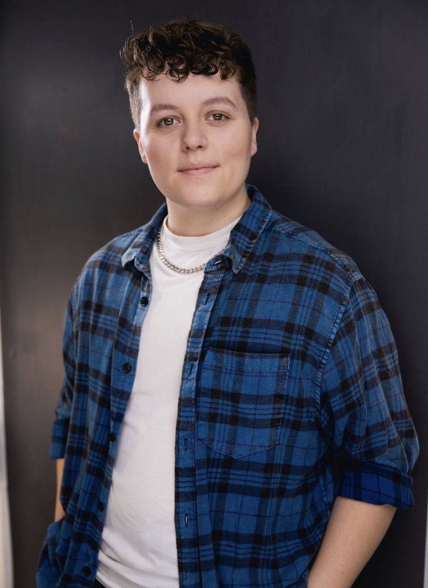 sav (they/them) tweet media