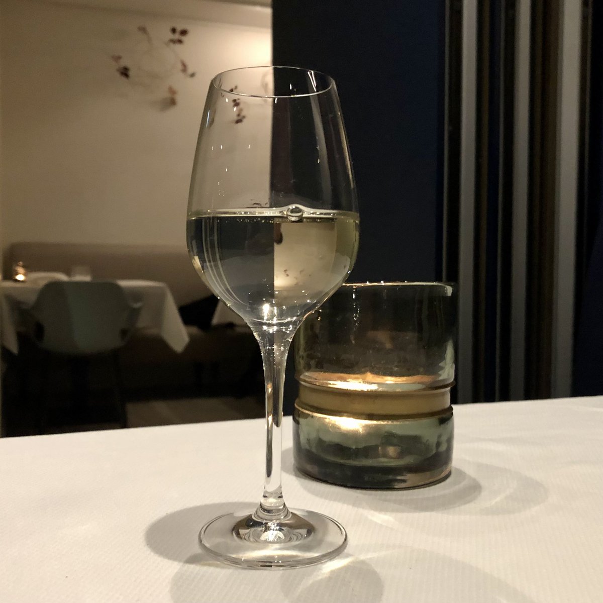 laurentalbaret's tweet photo. [#JavaisSoif] 28 janvier 2023 #anniversaire • Originale liqueur de Yuzu accompagnant le dessert de « La Scène Thélème », table étoilée @guideMichelinFR et @gaultmillau pour un menu Dégustation par le chef Yoshitaka Takayanagi - @takounagiY • #Paris17 #LaSceneTheleme https://t.co/gsCI5XZBwa