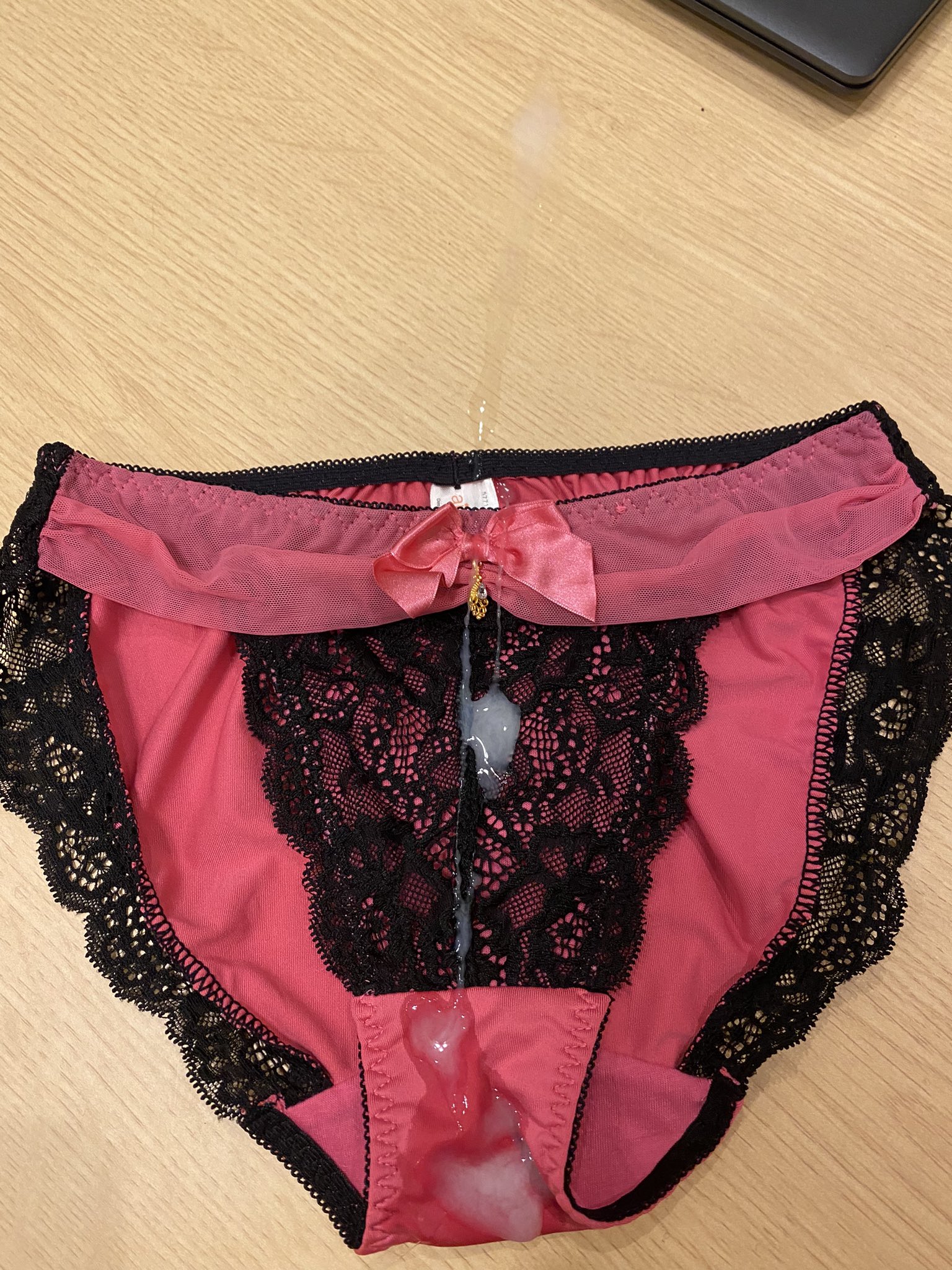 パンティー ぶっかけ 