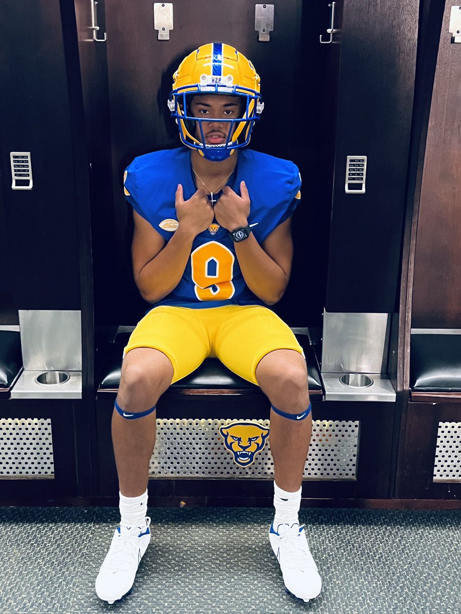 Had a great visit at the University of Pittsburgh. H2P @FrankCignetti @Coach_JDiBiaso @EdOBrienCFB @ACoachKing @RayIsaacSchool @CoachDuzzPittFB @SouthGarnerAD