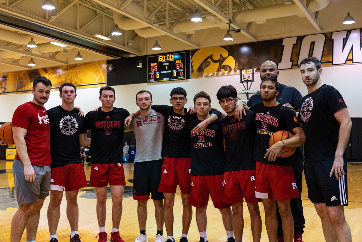 RutgersManagers's tweet image. Big time comeback win last night against Iowa. Sebastian Coloma with the game winning three! @ManagerGames_