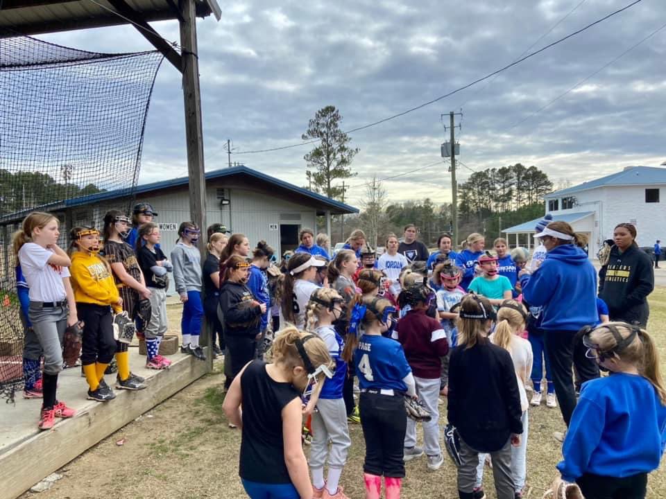 Thank you <a href="/MarlaTownsend_/">Marla Townsend</a> for letting my teammates and I have the opportunity to help the Youth kids learn more about softball! <a href="/MJHS__SOFTBALL/">Mortimer Jordan Softball</a>