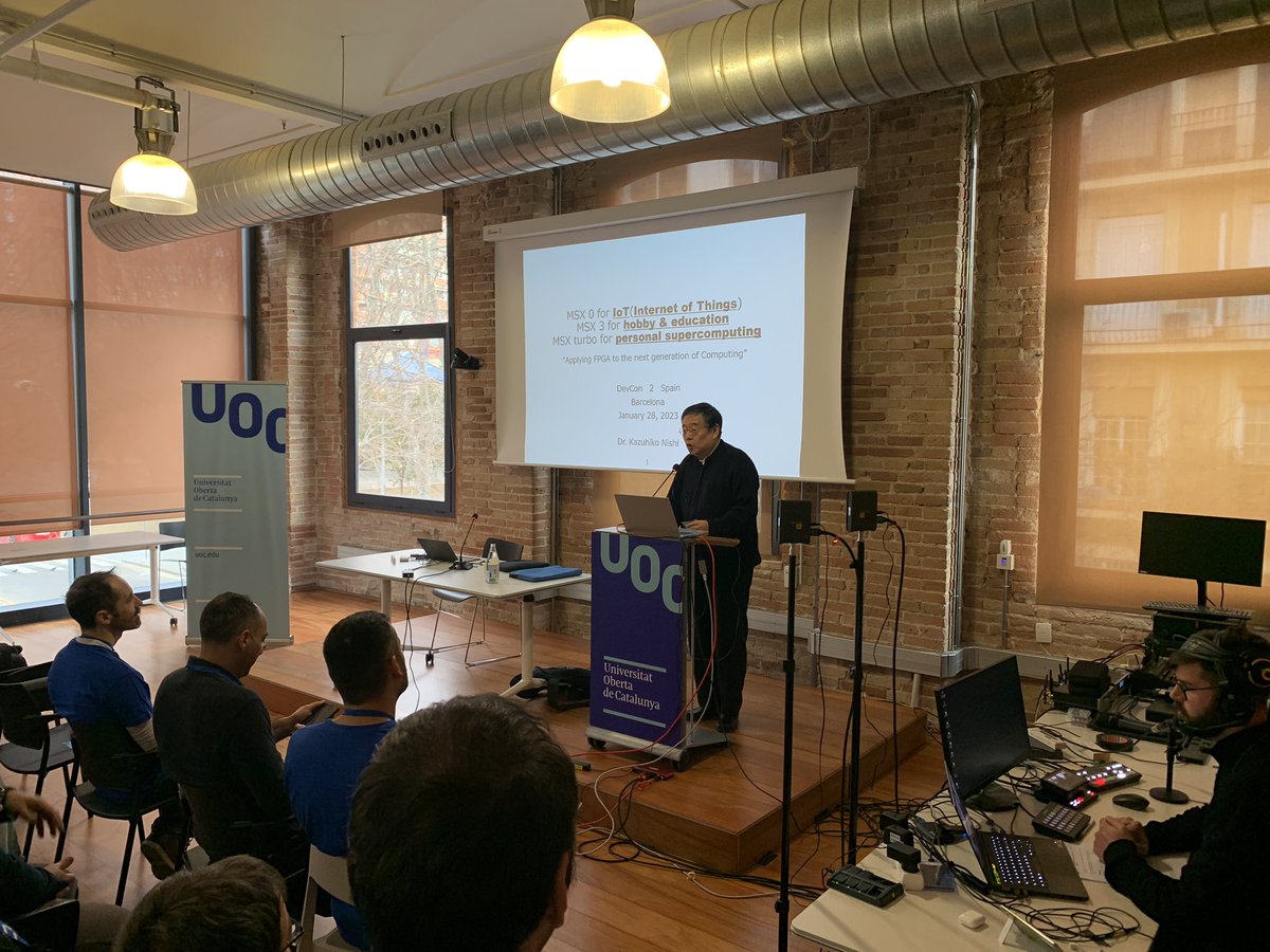 xavisorinas's tweet image. #Devcon2 with @nishikazuhiko 59 Barcelona MSXRu @UOCuniversidad #MSX3 #MSX0 #MSX