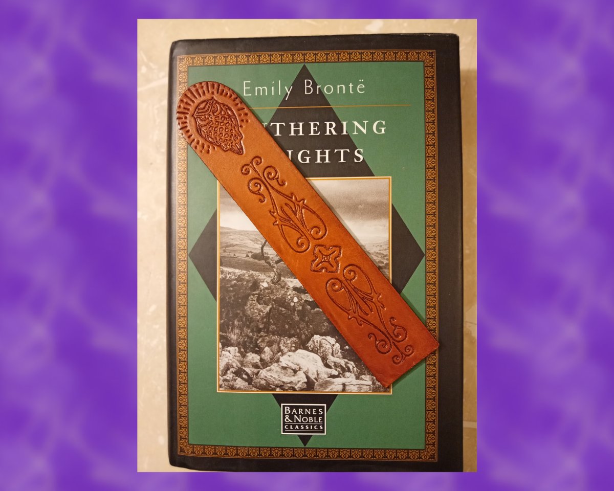 ShellStJames1's tweet image. Leather Owl Bookmark | Unique Booklover Gift | Hand Crafted Leather Bookmark | Valentines Gift
etsy.com/listing/138493…
 
$14 with free US shipping 
#BookLover #readerscommunity #writerslife #writersblock #readingcommunity #valentines #leather #OwlHouse #owls
