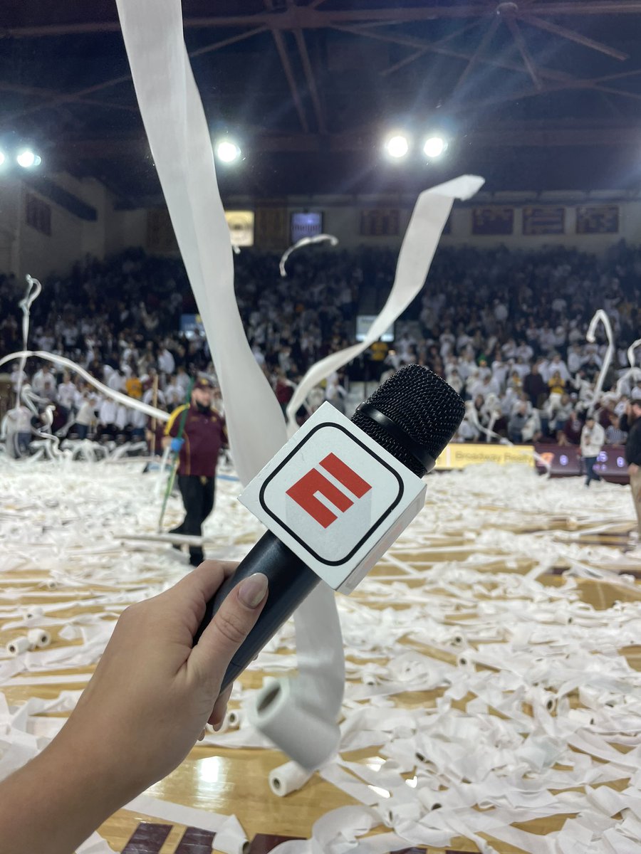 CristianaMRosa's tweet photo. Still reminiscing about last night π
HUGE shoutout to all 5,425 fans and every single staff member that allowed this to happen! History was MADE.
#FireUpChipsπ₯β¬οΈπ | #TPTossπ₯β¬οΈπ§» https://t.co/zUL2j6iHBE