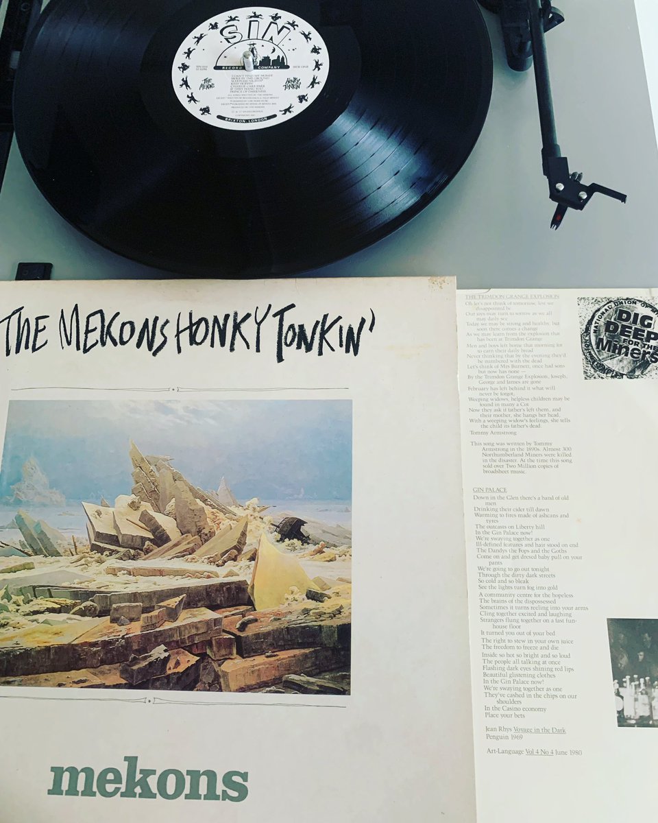 JonathanWood's tweet photo. Such a great band. And still evolving and producing great new music…Jon Langford’s Lucky 7s series of singles are stunning.
The Mekons; Honky Tonkin’, 1987.
@TheMekons @TheJonLangford
#themekons #rocknroll #digdeepfortheminers #theenemywithin https://t.co/XcyTYXR5dh