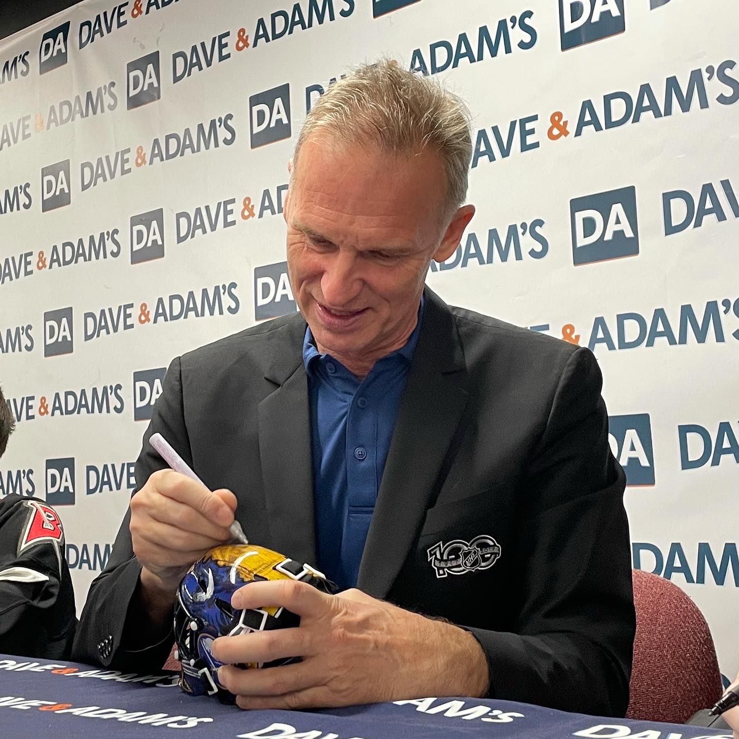 Happy birthday to the GOAT, Dominik Hasek!   