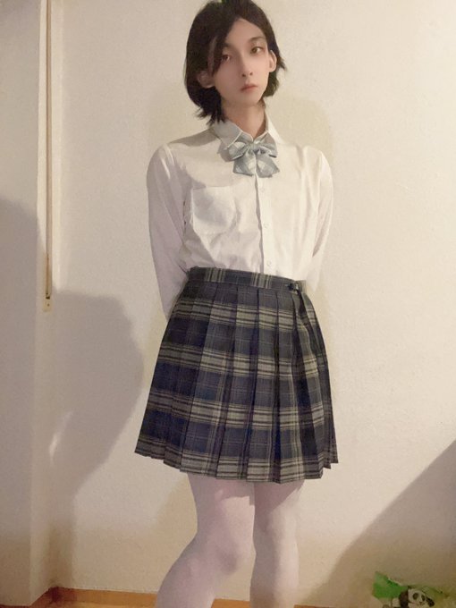 《看起来乖巧的Jk衣服下竟藏着！》  #女装 #男娘 https://t.co/7MuLhlUMtQ<a href="/tag/%E5%A5%B3%E8%A3%85"class="tags">#女装</a><a href="/tag/%E7%94%B7%E5%A8%98"class="tags">#男娘</a>