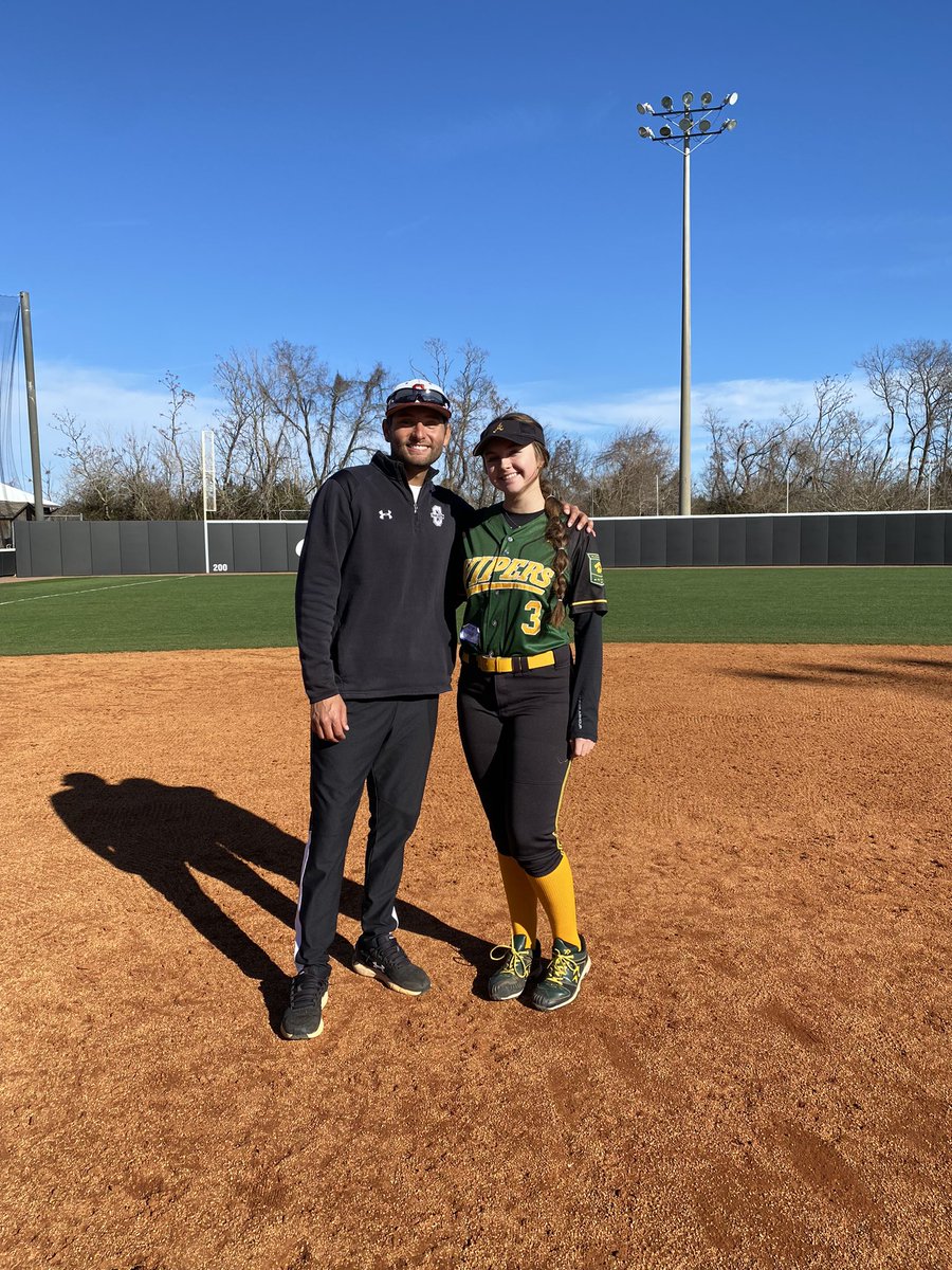 I really enjoyed visiting <a href="/CofCSoftball/">Charleston Softball</a> camp again. It was a beautiful day for softball. <a href="/CoachLynch20/">Tracey Lynch</a>, <a href="/CoachBurns17/">Matt Burns</a>, <a href="/JakeCombs_/">Jake Combs</a> and the players always make me feel very welcome. Thank you for your time!@Vipers16UGold