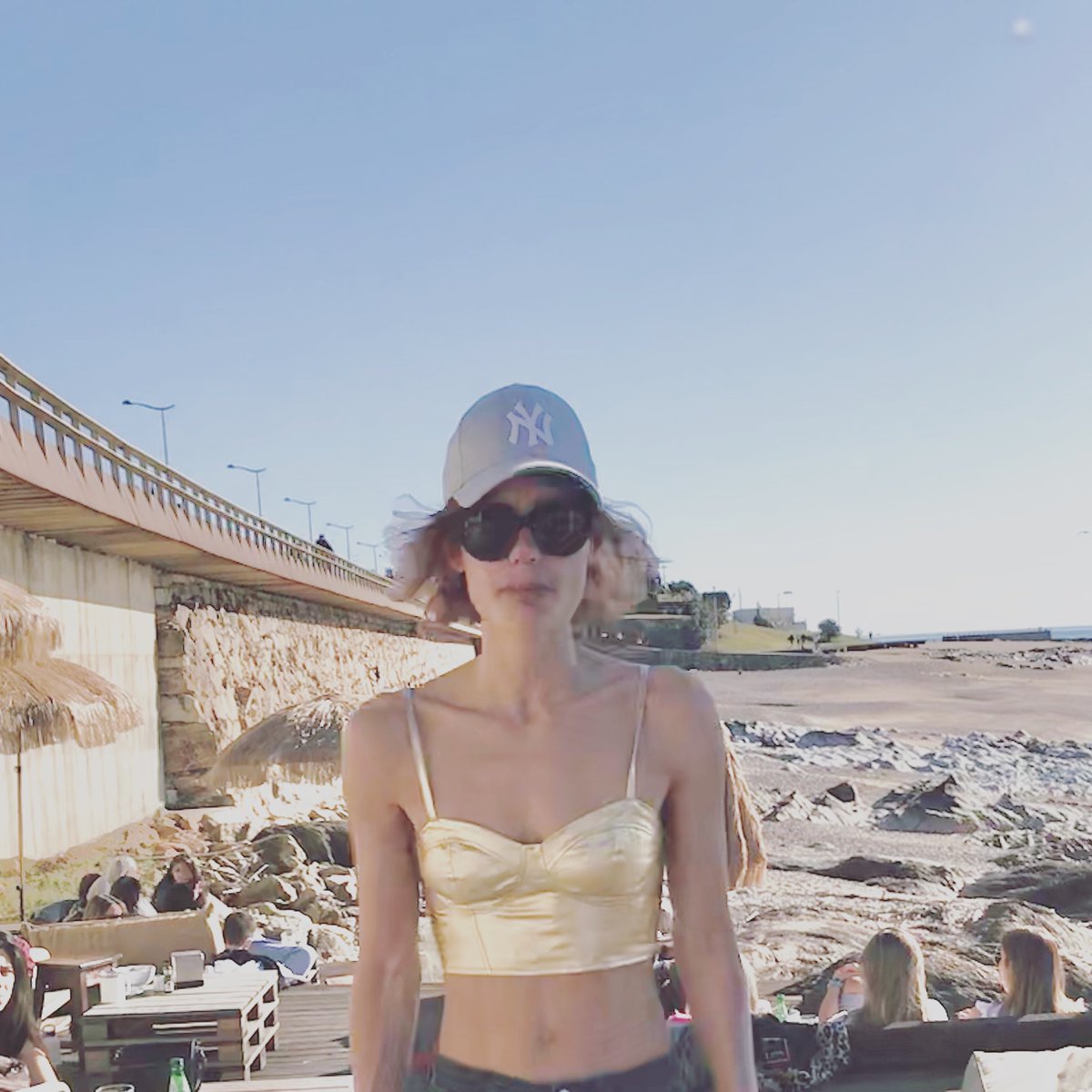 pipasbrandao's tweet image. #bartime #GOLD #HMM