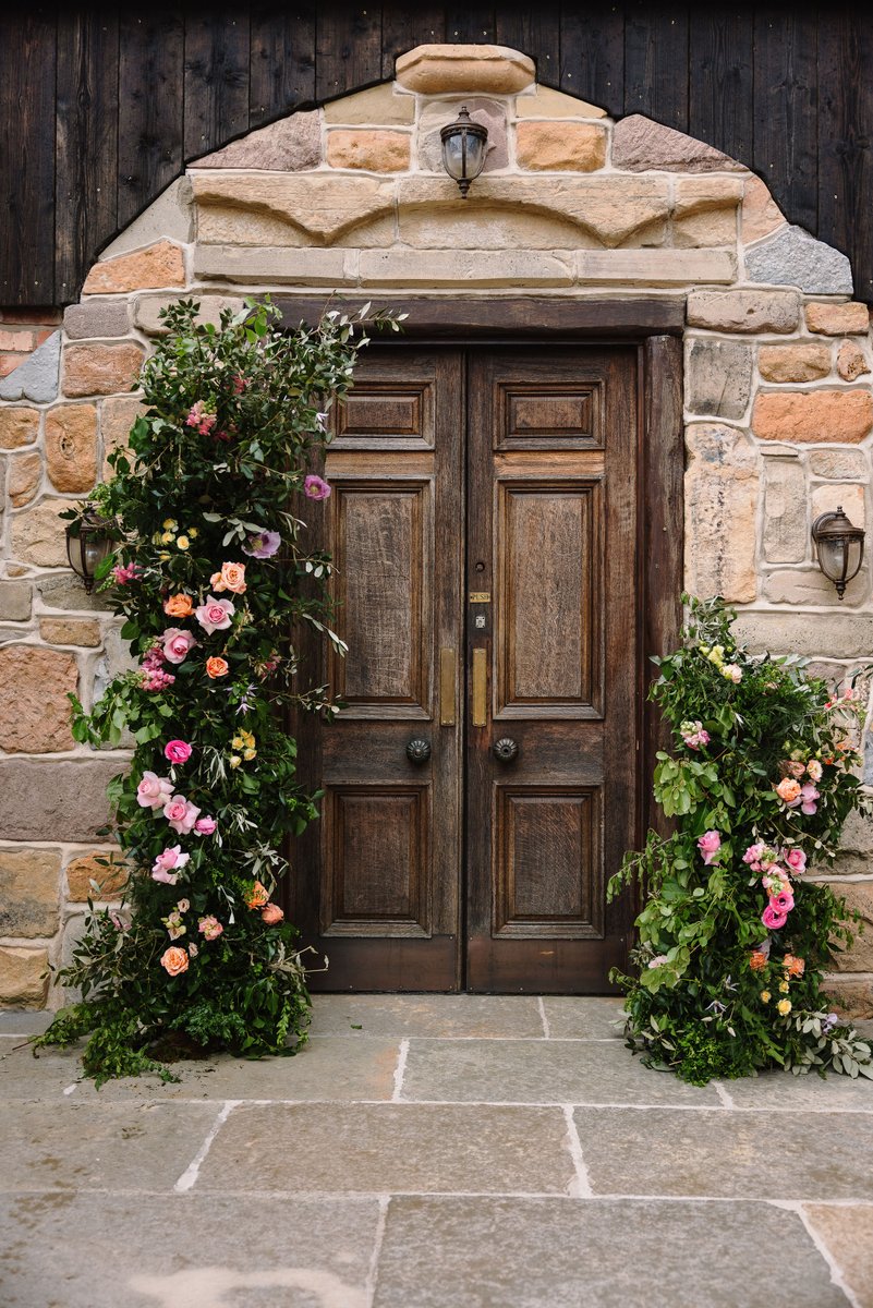 How to Repurpose your Wedding Flowers florry.co.uk/how-to-repurpo… 
Finally after two years I have a new blog! Hopefully you will find it useful if you are planning your wedding day!  #weddingflorist #repurposeflowers #weddingfloristnorthampton