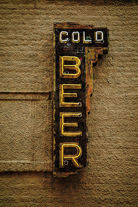 SBatesonPhoto's tweet photo. New artwork for sale! - "Cold Beer Neon Sign" - https://t.co/kFzr3x70Mg @fineartamerica https://t.co/aG2M6WPU8w