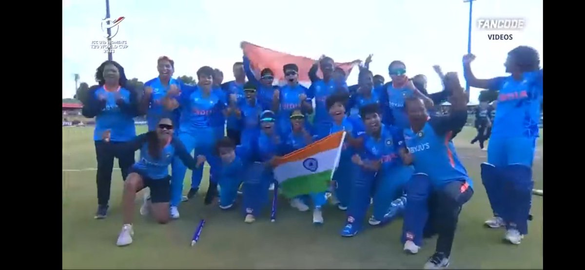 nikhilsahay5000's tweet photo. Champion India 🇮🇳🇮🇳#U19T20WorldCup 👏👏❤️❤️ #INDvENGFinalOnFanCode https://t.co/H2mol0hdF9