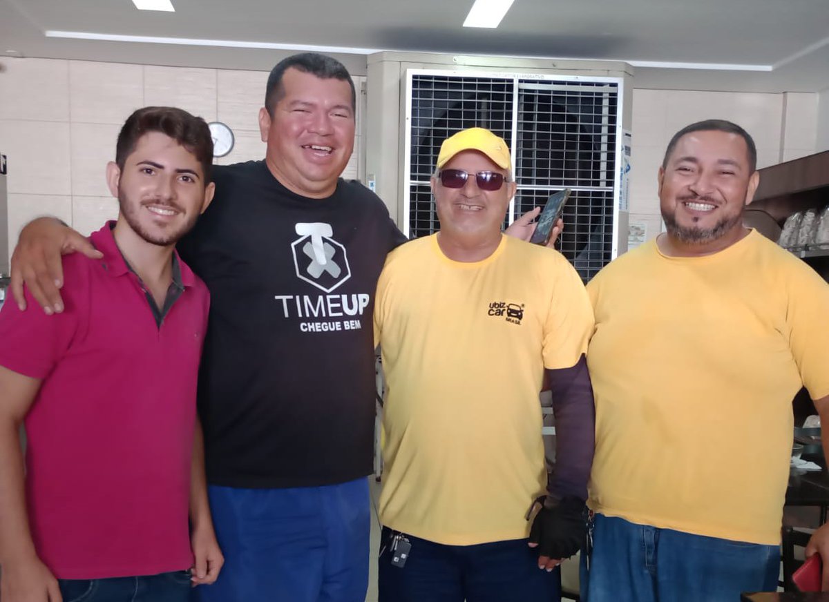 veniciussobral's tweet photo. A diretoria da Associação dos Motoristas de Aplicativo de Sobral @amasoloficial esteve reunida no dia de ontem (28/01) para discutir as pautas da reunião, que tem uma data prevista para dia 28 de fevereiro.
#mobilidade #mobilidade urbana @falasetransobral #sobral #Uber #vou99 https://t.co/yUR0HAYscx