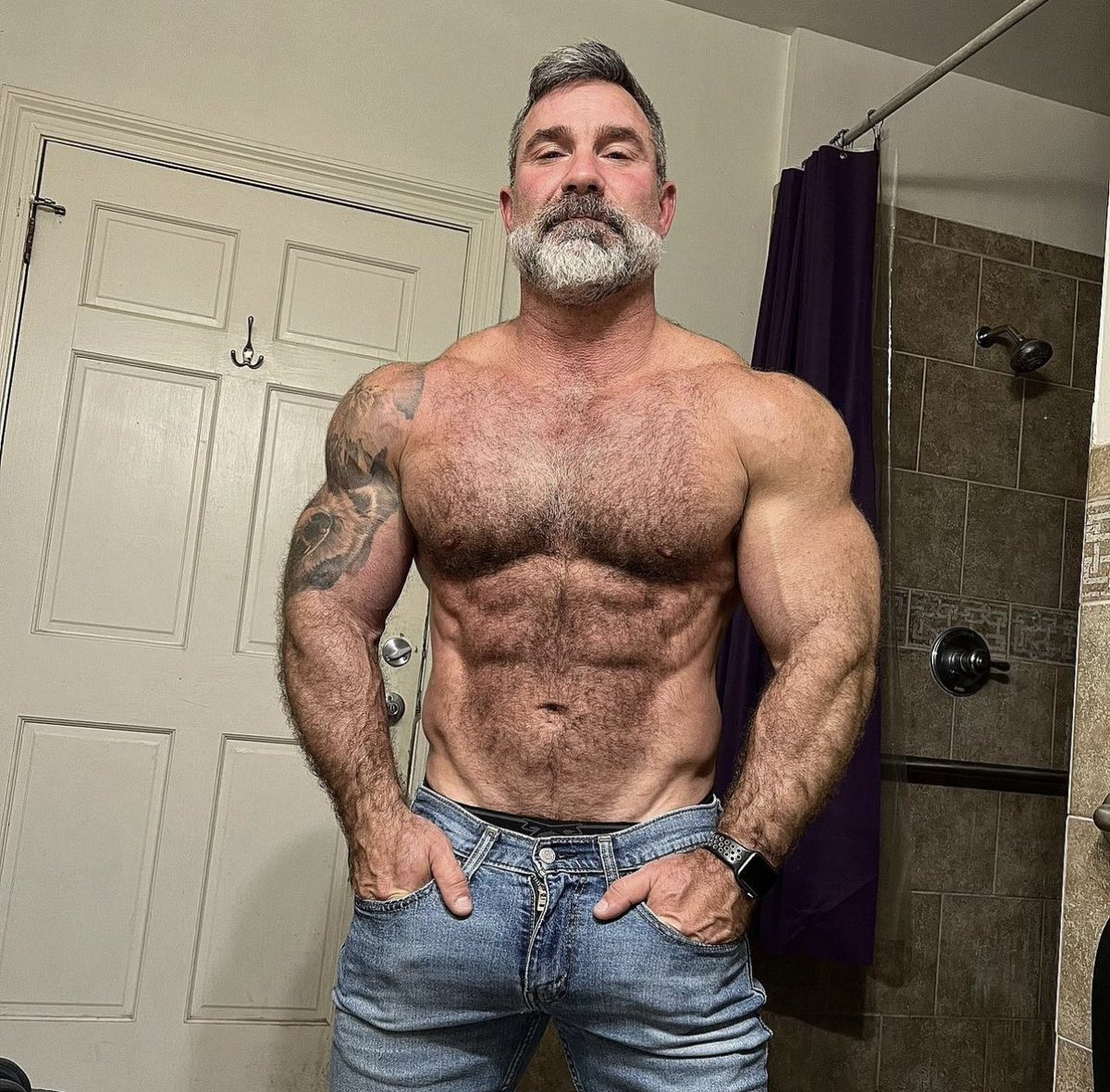 Musclejacking On Twitter Hairy Muscle Daddy 