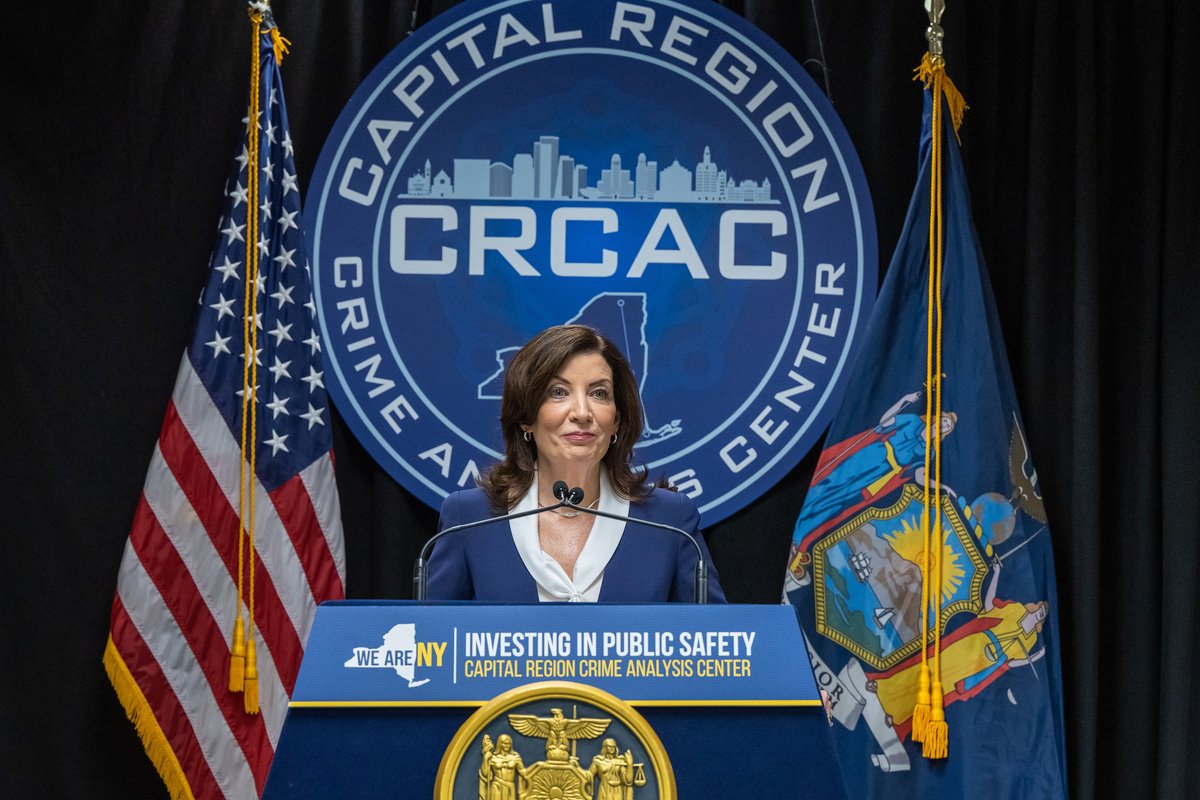 Governor Kathy Hochul tweet media