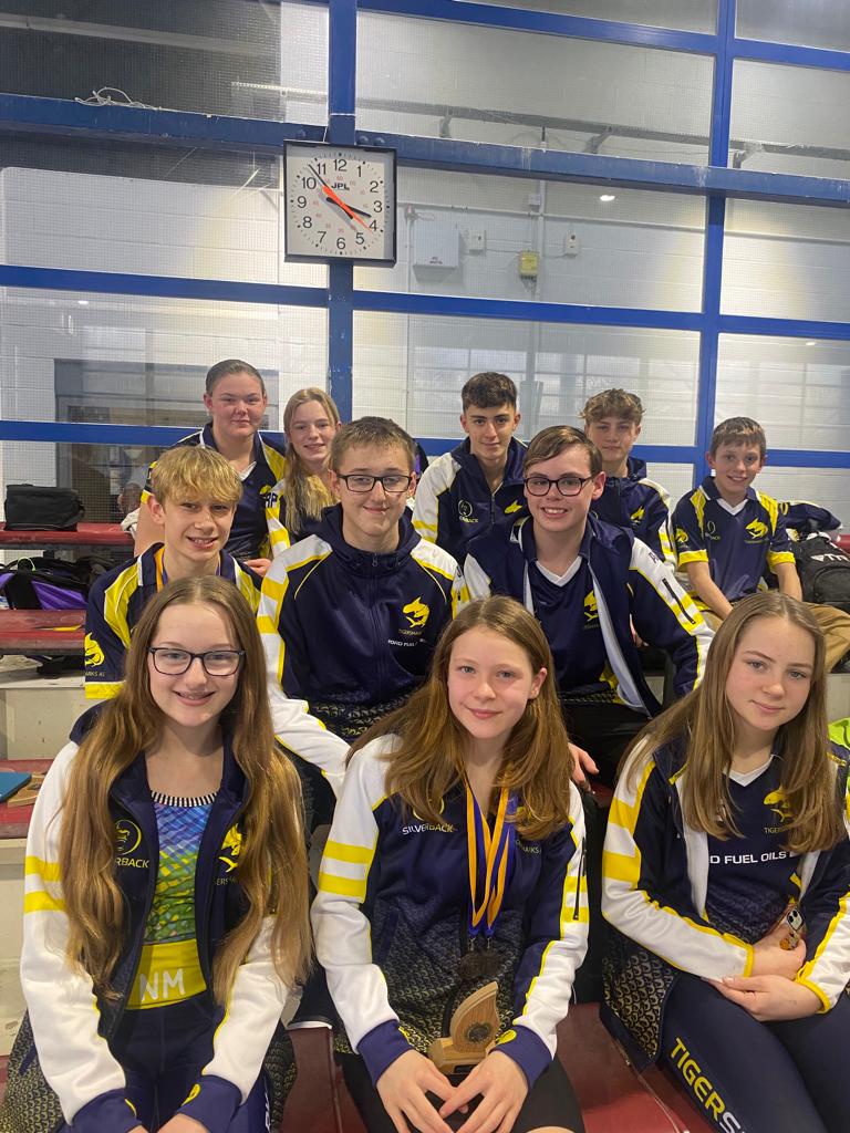 Tigersharks_ASC's tweet photo. Some of our swimmers ready for day 2️⃣ of the Wiltshire County Championships 🏆

Warm ups are nearly completed.... 

Looking forward to a fantastic afternoon of swimming 🏊‍♀️ 🦈

Good luck to all our swimmers competing today 💪

#tigersharksasc #countyswimming #counties23 https://t.co/rcX0O3wSOC