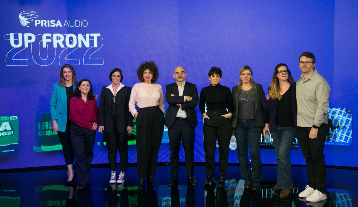 «Presentación (de la temporada)» es una alternativa a «upfront» en el contexto de las noticias sobre televisión. 

fundeu.es/recomendacion/…