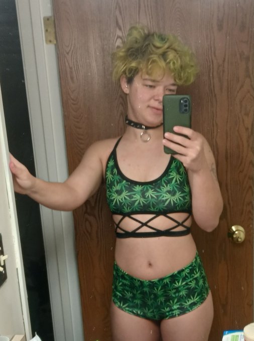 #marijane #marijuana #lingerie #pornstar  @xhamstercom @lovense  Gonna be camming today if you wanna<a href="/tag/marijane"class="tags">#marijane</a><a href="/tag/marijuana"class="tags">#marijuana</a><a href="/tag/lingerie"class="tags">#lingerie</a><a href="/tag/pornstar"class="tags">#pornstar</a><a class="tags" href="/tag/xhamstercom">@xhamstercom</a>