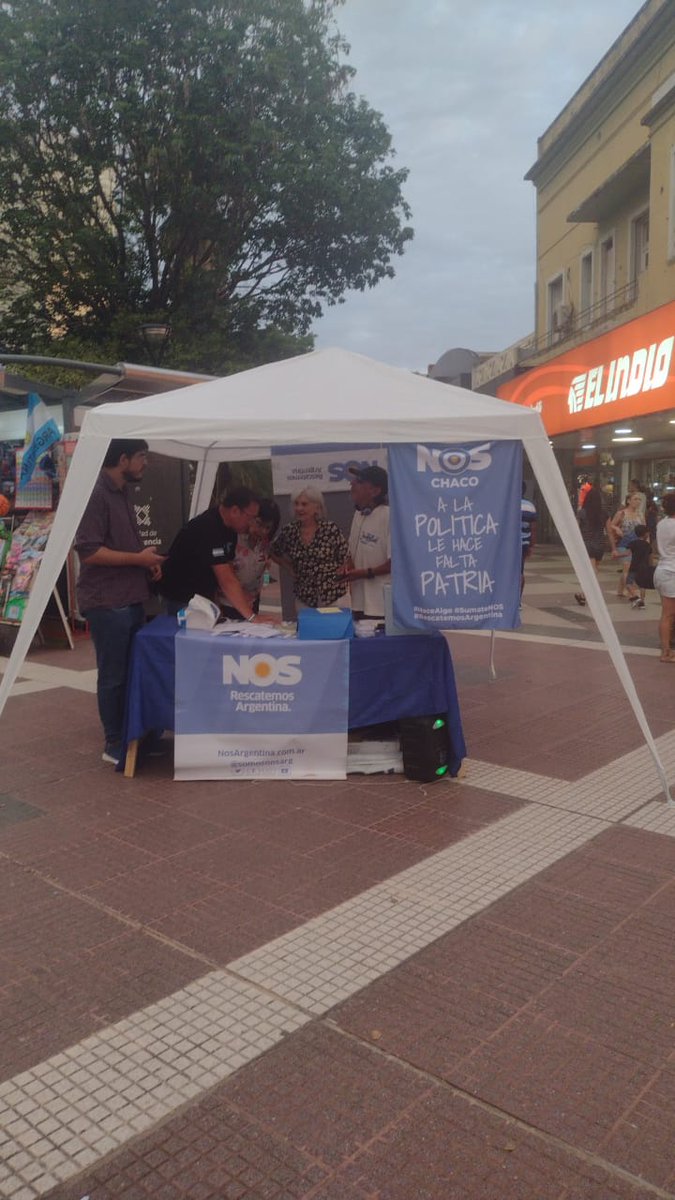 chaco_nos's tweet photo. Jornada de Afiliación en Peatonal Resistencia. Agradecemos a los que se acercaron para conocerNOS y sumarse💙🇦🇷 ¡La Patria NOS necesita!
#SumateNOS #AfiliateNOS #ReconquistemosArgentina https://t.co/efVTN2S9or
