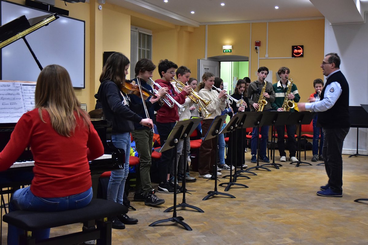 GRUBINOPRODUCT's tweet photo. C’est dans ce bel endroit qu’est le Grillen de Colmar, que j’ai voulu le temps d’une soirée montrer le travail de mes élèves Cham (Classe à Horaire Aménagé) et le Colmar Jazz Band  en faisant une porte ouverte sur le Jazz. Vendredi 10 mars à partir de 18 h 30 Grillen de Colmar https://t.co/1YijZTUNVp