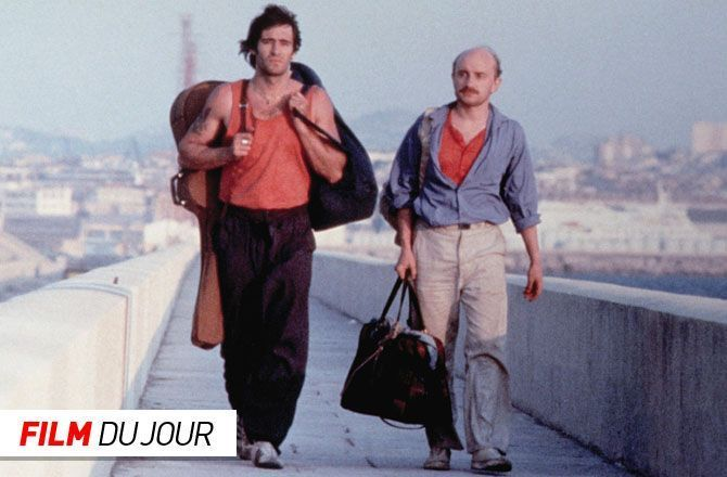 PolitiqueTarot's tweet photo. En ce moment le film " Marche à l'ombre " sur @C8TV mes potos musicos #Xalam ! Une tuerie ! on a toutes craquées pour François " alias " Gérard Lanvin moi je craquais pour le petit chauve ptdrrr !! Michel Blanc !😂😂😂LA BONNE EPOQUE !!! https://t.co/nFT52OLt19