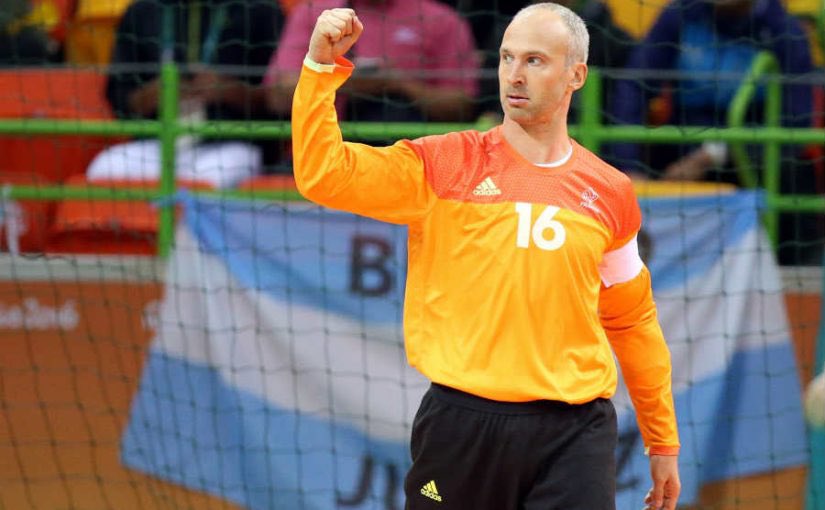 Jess_18's tweet image. Un seul être vous manque et tout est dépeuplé  #FRADAN