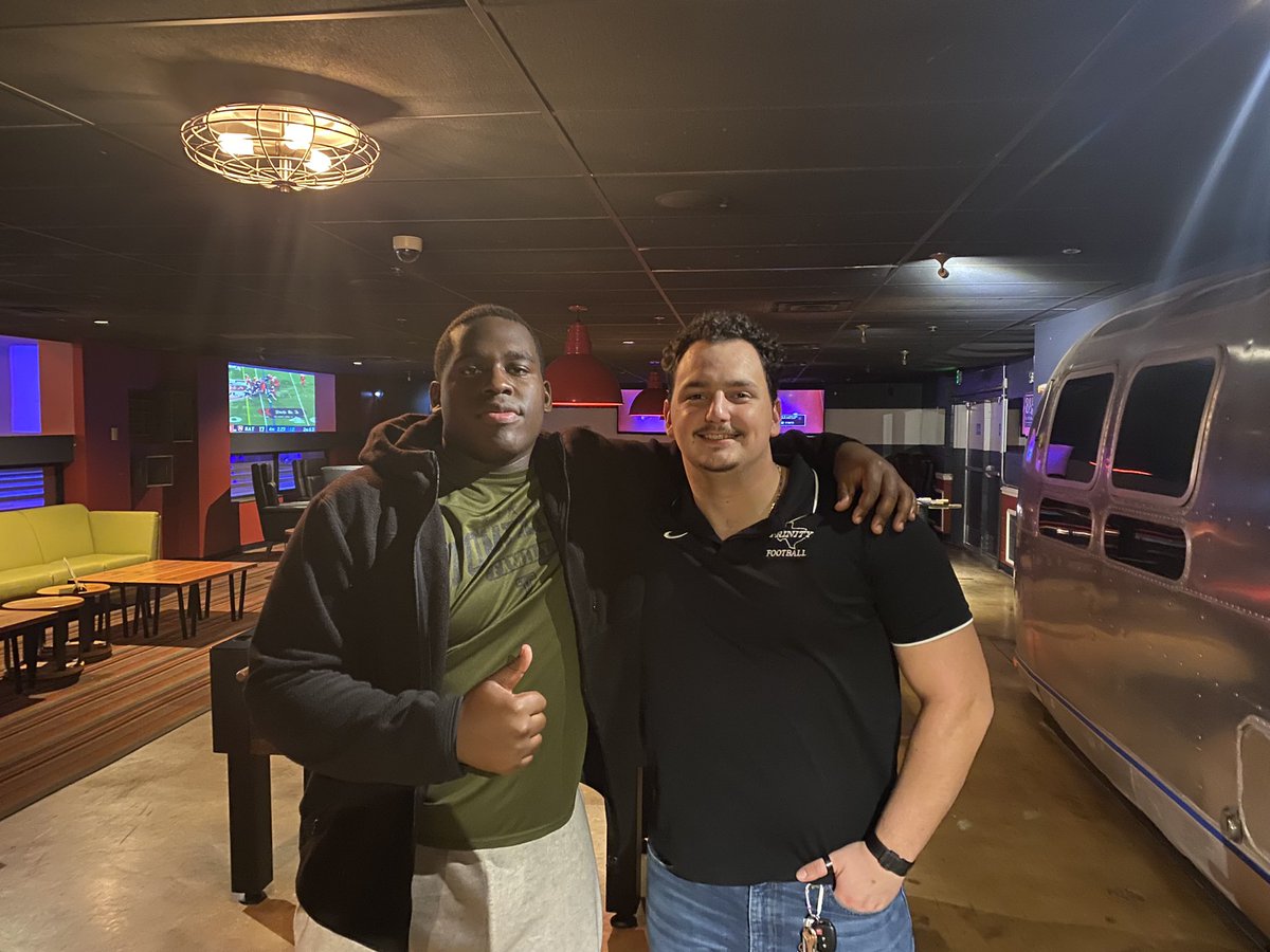 Glory to the Most High! After a great visit and conversation with <a href="/JerhemeUrban83/">Jerheme Urban</a>, I am blessed to receive an offer to continue my academic and athletic career at Trinity University! <a href="/mcvey_todd/">Todd McVey</a> @Tompkins_OL <a href="/othsfalconfb/">Katy Tompkins HS Football</a>