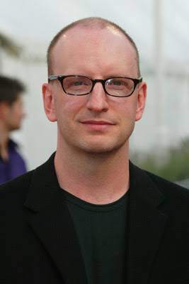 First movie or series you think of when you see Steven Soderbergh? 

#StevenSoderbergh