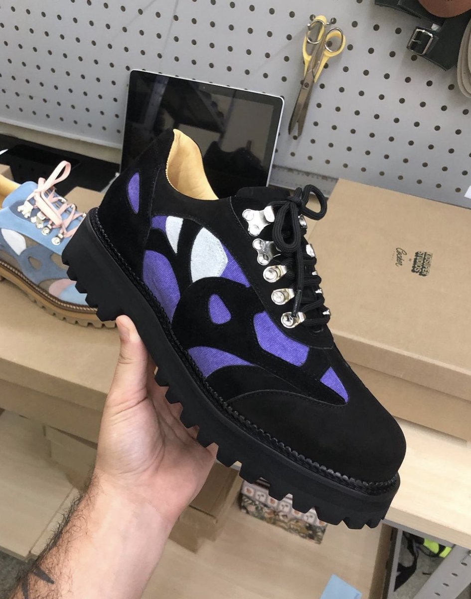 StreetFashion01's tweet photo. KidSuper FW23 Boots!🖤 https://t.co/MBJGGYIKQm