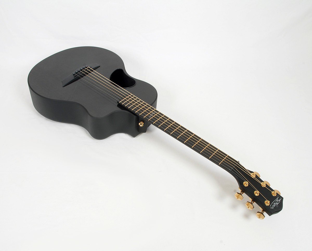 Take it anywhere, play it anywhere! McPherson Carbon Fiber Touring Gold with Electronics New Model #836 - laguitarsales.com/index.php/mcp-…

#carbonguitars #carbonfiberguitars #laguitarsales #laguitardeals #guitarphotography #acousticguitar #sunsetstrip #guitarspotter #guitardaily