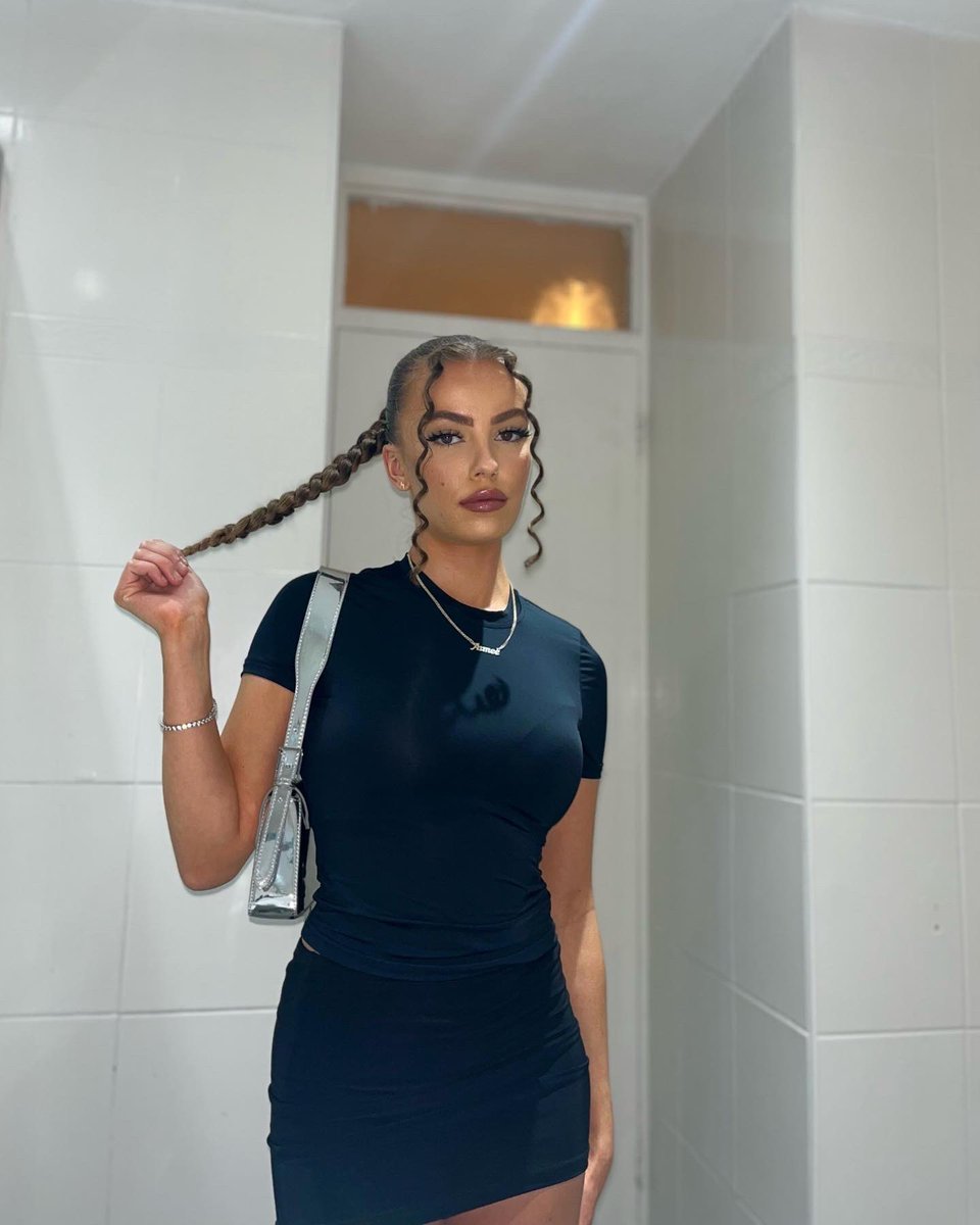 aimsolivia's tweet image. 