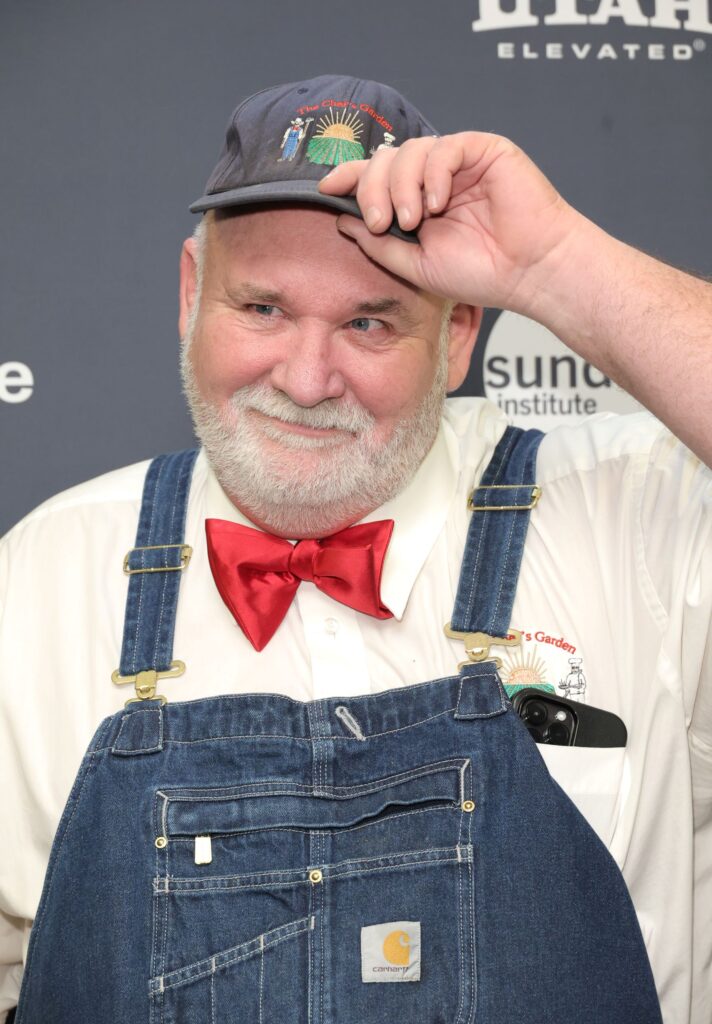 sundancefest's tweet photo. FOOD AND COUNTRY is a warm, rich, and fascinating documentary. Filmmaker Laura Gabbert  teams with Reichl to tell an expansive history behind an ever-more consolidating food industry. 

Read more: https://t.co/39fhxZJrjw https://t.co/Qmfe4nwi3Q