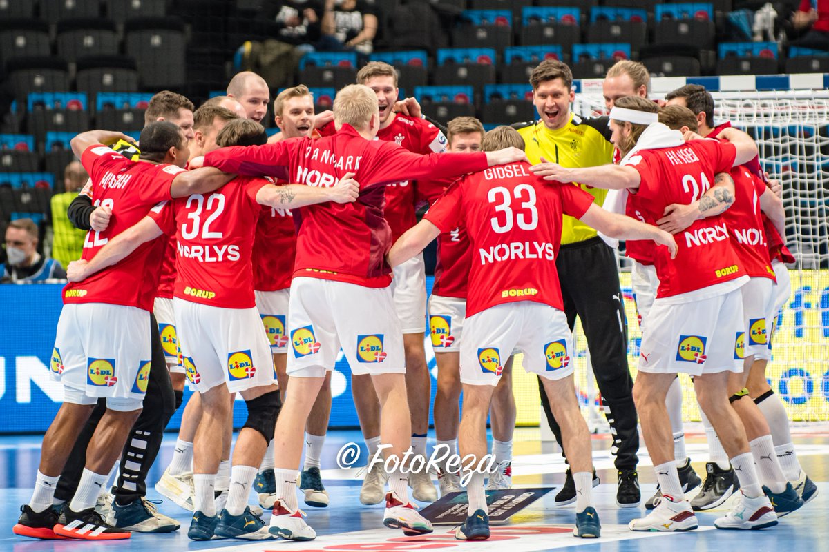 🇩🇰 Denmark becomes the only team with 3 times world championship! 🏆🔥 @dhf_haandbold
@FotoReza #FotoReza 
#StickTogether #polswe2023 #handball23 
@handball2023 @ihf_info
 #sammenforholdet #handball23 #WCh2023 #IHFWorldchampionship #IHFWCh #Handball 
@HandbalInside @HSP_nl