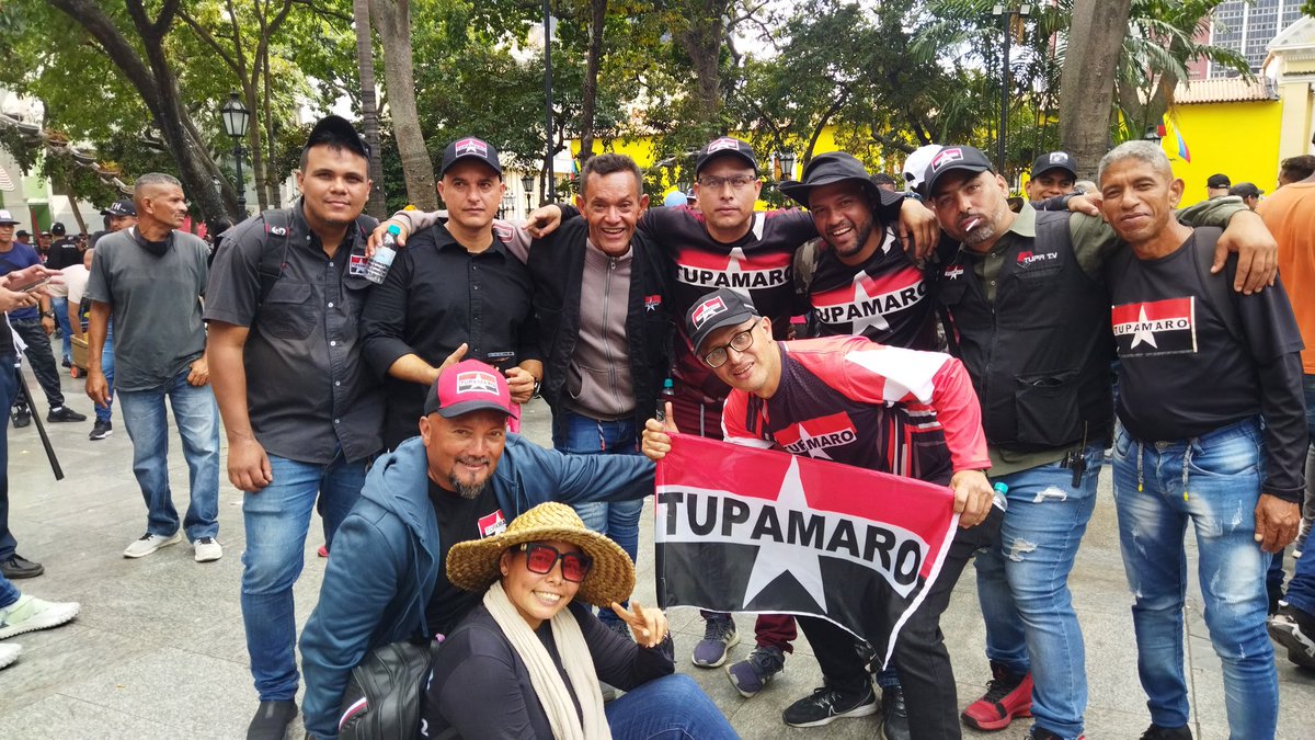 El día de ayer celebramos Gran Marcha antiimperialista, en defensa a nuestro Pueblo 👊😌❤️🖤 y en respaldo a nuestro Presidente <a href="/NicolasMaduro/">Nicolás Maduro</a> Una vez más @TupamaroMRT mostrando ese amor que nos caracteriza por nuestra Patria Grande de Bolívar😌🥰😊#SancionesMatanSueldos